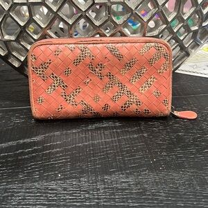 Botegga Veneta python wallet- authentic. Vintage